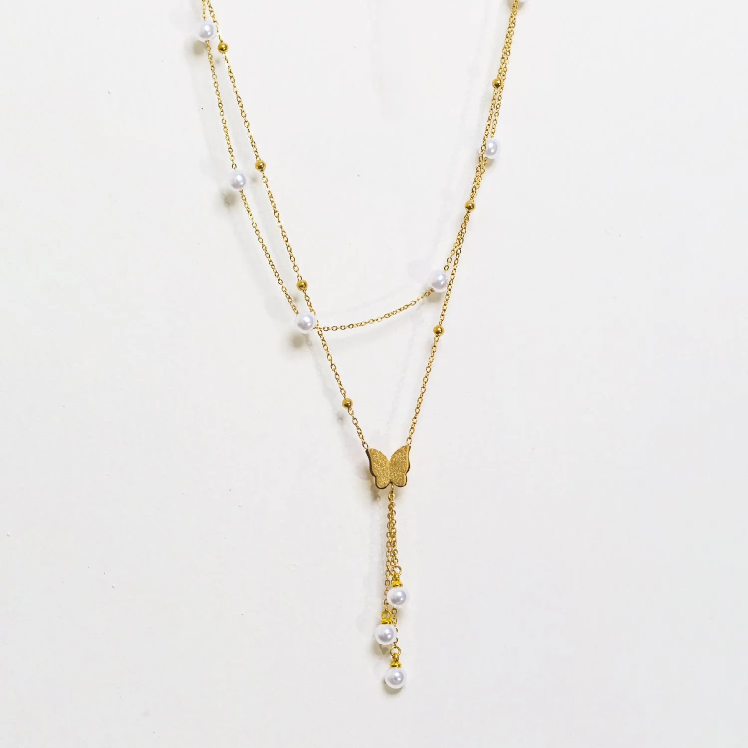 Artklim Gold Plated White Pearls And Heart Pendant Necklace