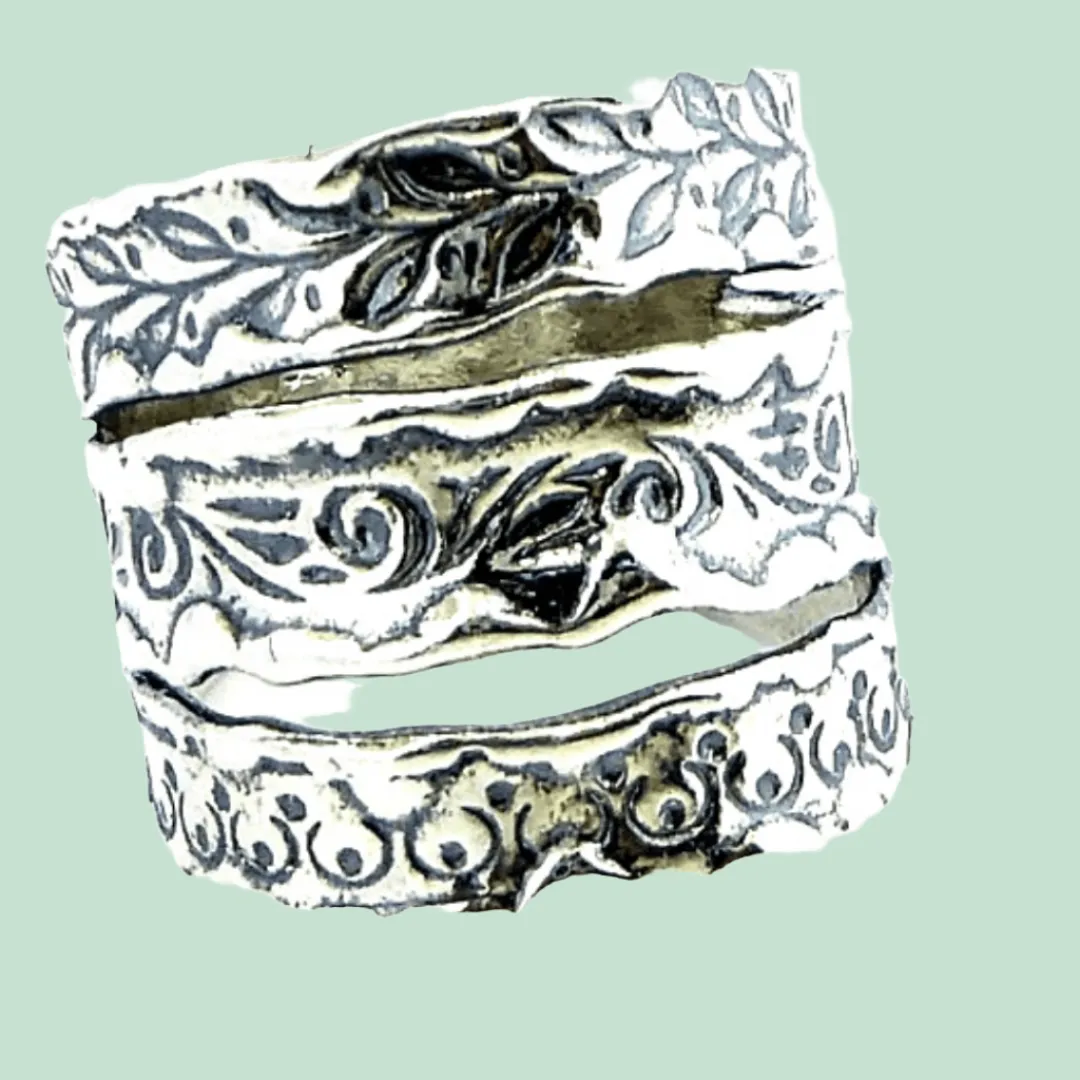 Bluenoemi - sterling silver rings for women. Made in Israel.