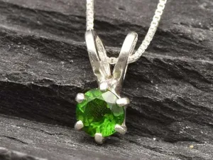 Chrome Diopside Necklace - Solitaire Round Pendant - Dainty Green Necklace