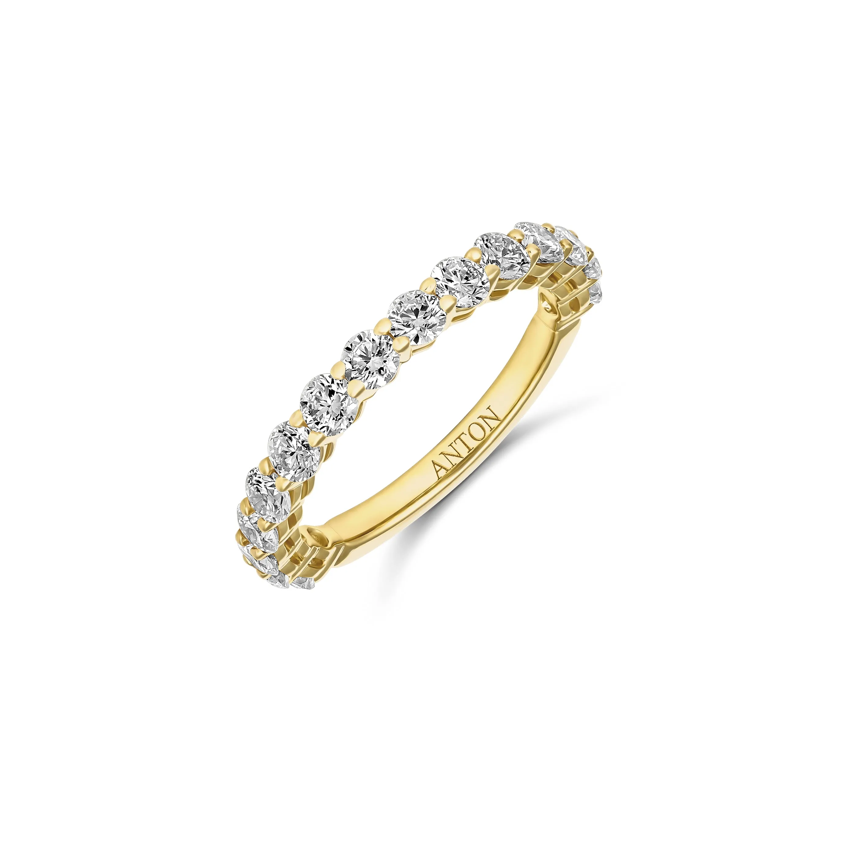 Classic Wedding Round Brilliant Cut Diamond Ring | 18K Yellow Gold