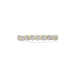 Classic Wedding Round Brilliant Cut Diamond Ring | 18K Yellow Gold