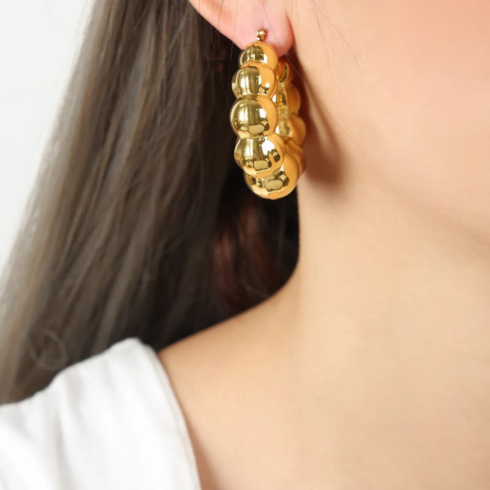 Golden Geometric Earrings: A Unique Addition to Your Jewelry Collection