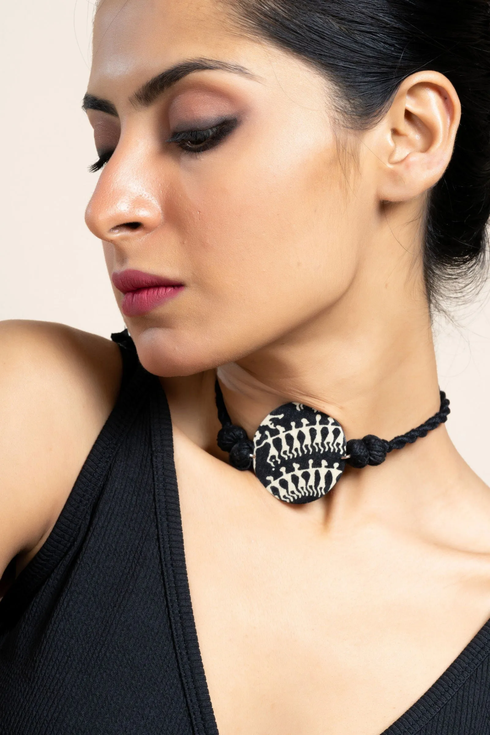 Handmade Black White Warli Fabric Choker Neckpiece with Adjustable Dori for Unique Style