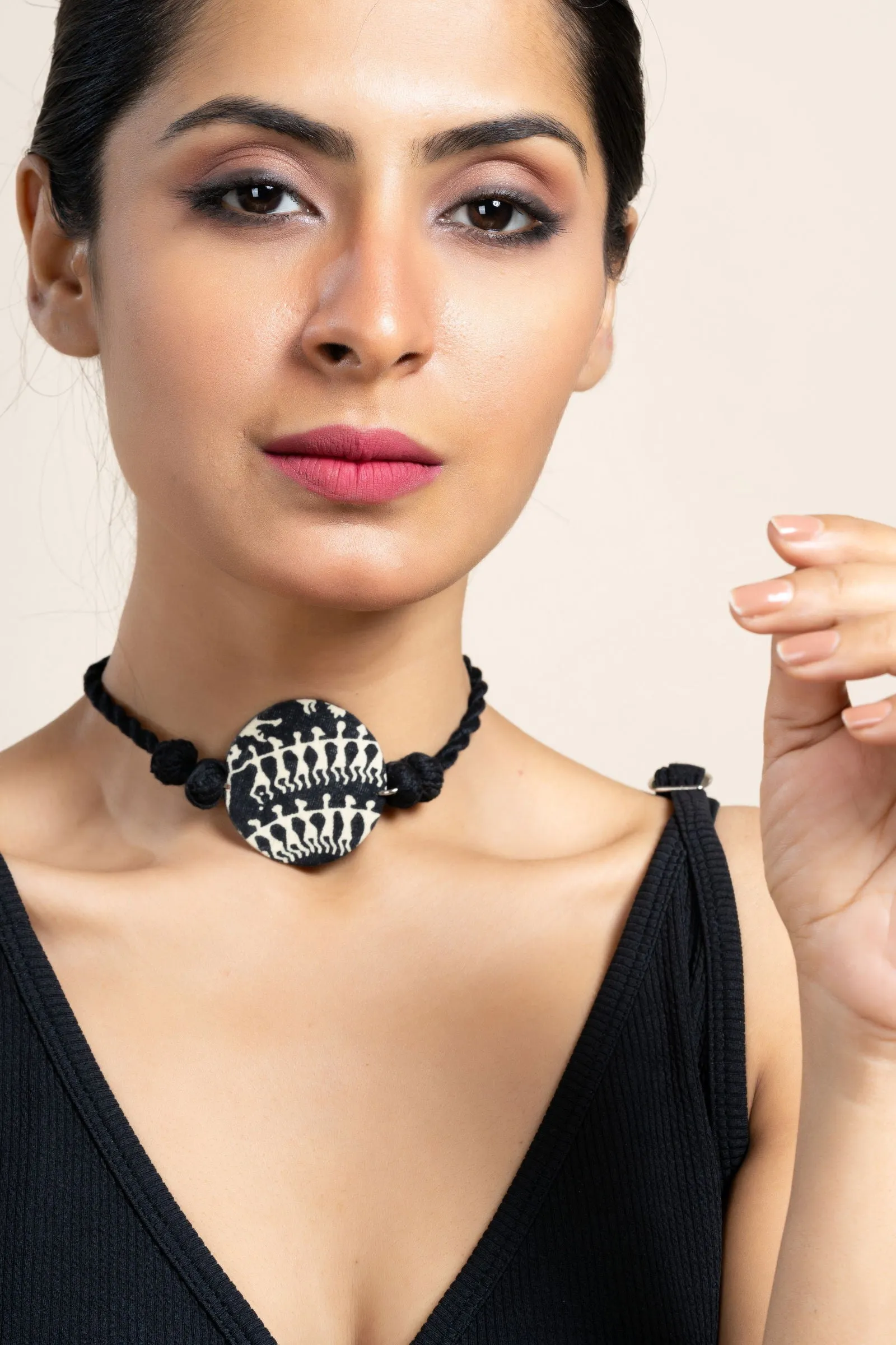 Handmade Black White Warli Fabric Choker Neckpiece with Adjustable Dori for Unique Style