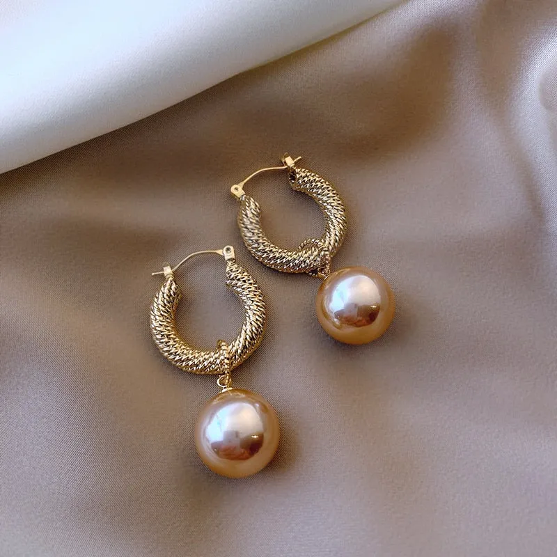 Hoop Earrings.
- Korean Jewelry 
- Daily Wear Earrings