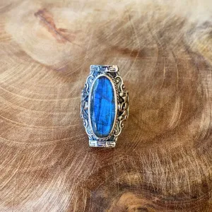 Labradorite Oval Gemstone Ring - Dakini