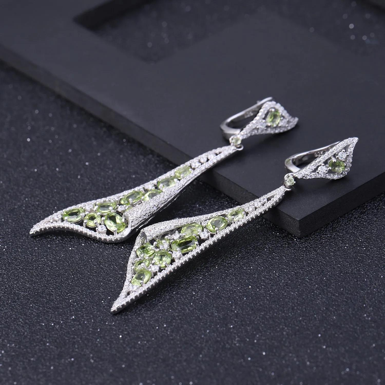 Luxury Retro Jewelry Style Inlaid Natural Colourful Gemstones Creative Shape Long Style Silver Drop Earrings for Women