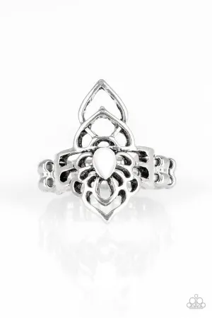 Paparazzi Ring ~ Taj Mahalo - White