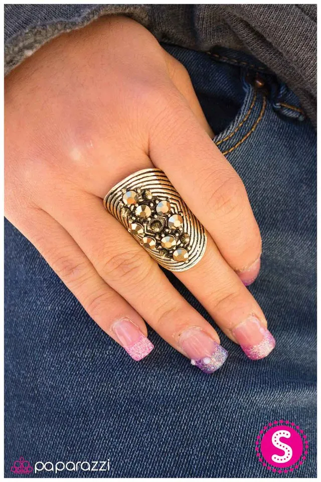 Paparazzi Ring ~ Think Twice - Brass