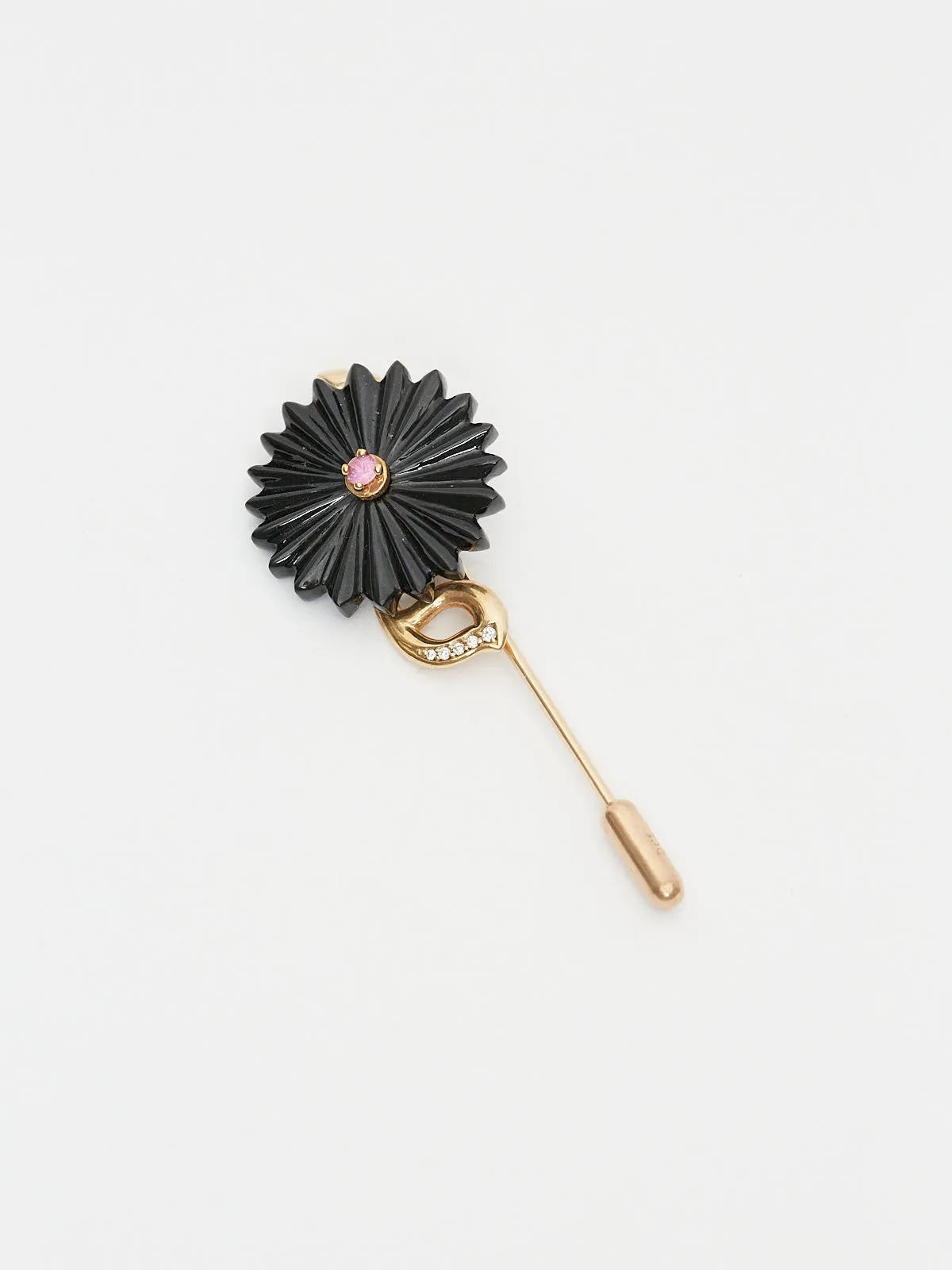 Summer Snow Pin Brooch in 9k Yellow Gold with Black Jade and Pink Sapphire