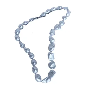 White Pearl Strand